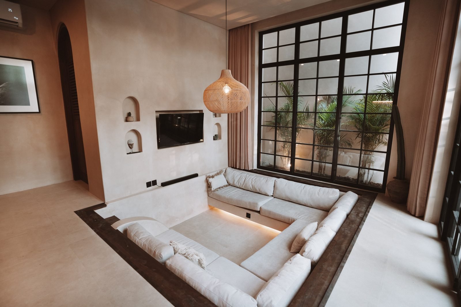 Runa Villas — sunken lounge